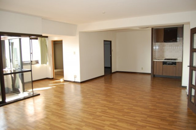 【居間・リビング】 | ロイヤル東海川原町 | 同型タイプ