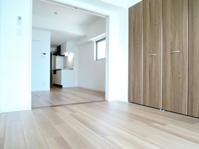 【寝室】 | グランブルー高槻