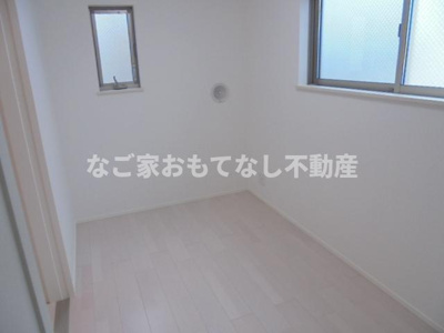 【寝室】 | ハーモニーテラス児玉Ⅳ | お問合せはなご家おもてなし不動産へ。ハーモニーテラス児玉4