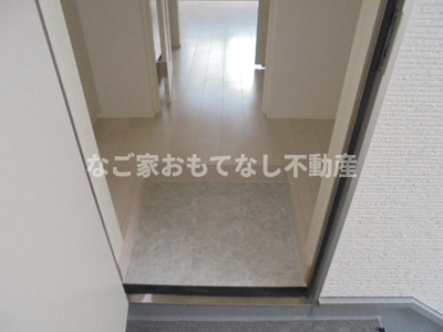 【玄関】 | ハーモニーテラス児玉Ⅳ | お問合せはなご家おもてなし不動産へ。ハーモニーテラス児玉4