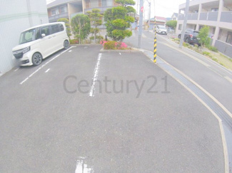 【駐車場】