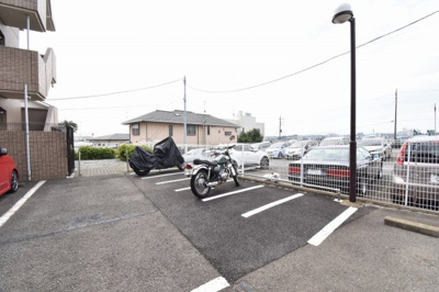 【その他共用部分】 | グランビスタ横浜三ツ沢 | バイク置場
