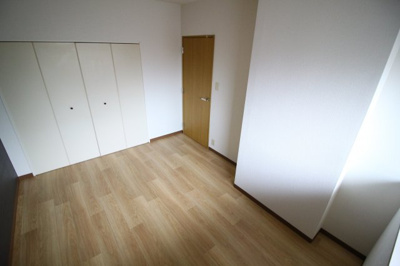 【洋室】 | フェニーチェ神戸