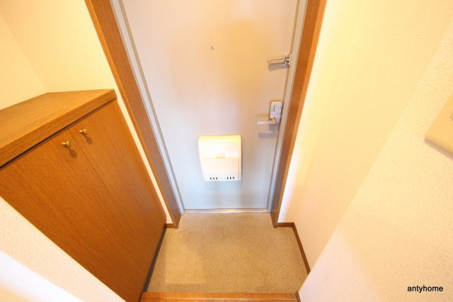 エスリード北梅田　仲介手数料無料の玄関