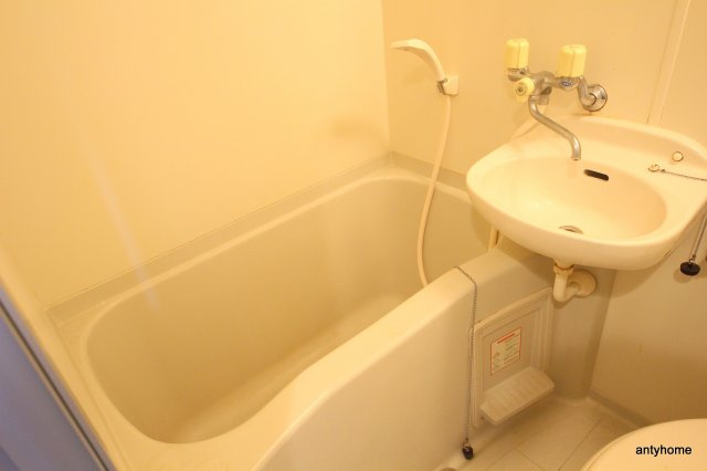 エスリード北梅田　仲介手数料無料の浴室