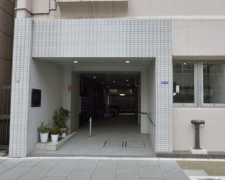【エントランス】