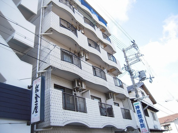アクシス東加古川の外観