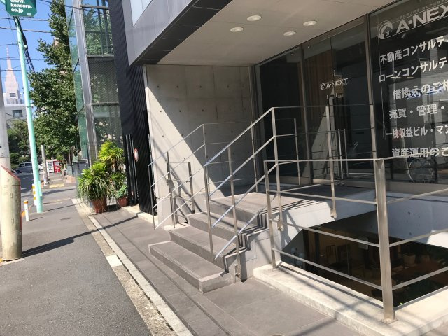 ノワールアライの外観