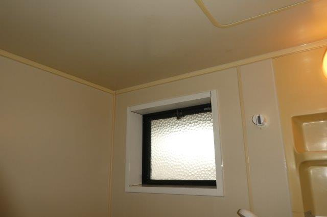 セジュール松原の浴室|浴室窓