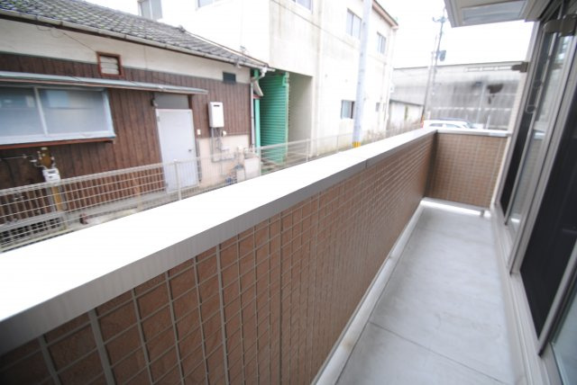ファシリオンのバルコニー|イメージ：同物件別室