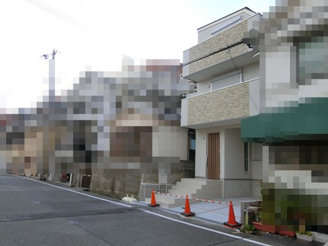 明石市東野町 新築戸建の前面道路含む現地写真