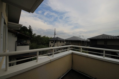 【展望】 | 大津市水明1丁目39-2 欧米風中古戸建 | 木々の緑を楽しめる眺望