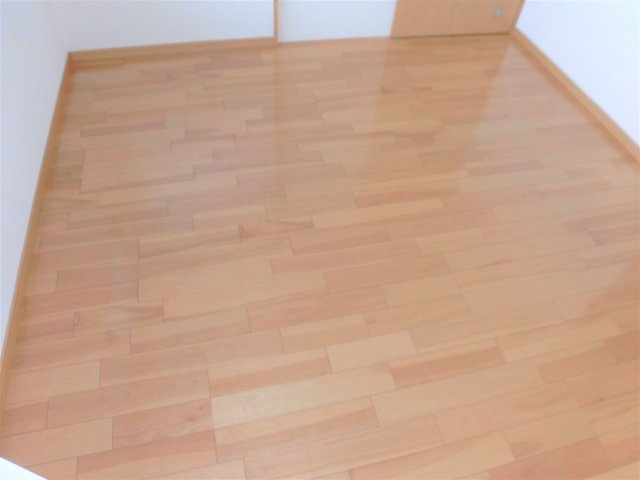 エスポワール本今の洋室