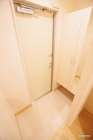 エストドミール野田　仲介手数料無料の玄関