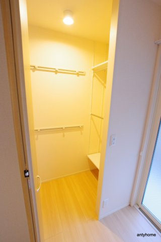エストドミール野田　仲介手数料無料の収納