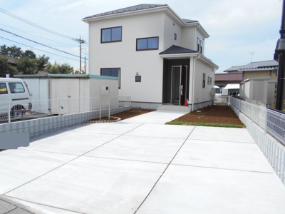 【外観】 | 久喜　菖蒲町新堀　全1棟　1号棟　76坪　 | 外観も気になるポイント2280から1980万円に価格変更です。。