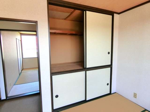 成東アパートの収納