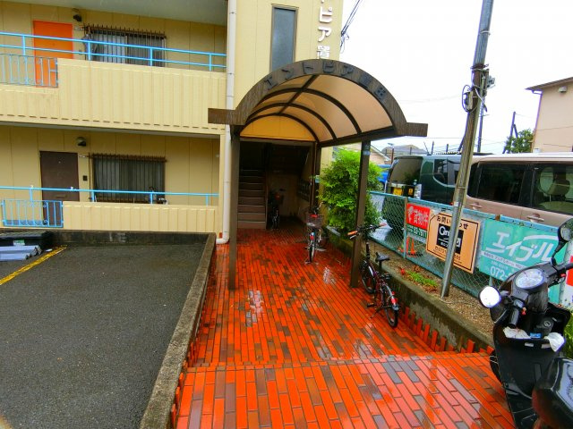 エントピア置田のエントランス