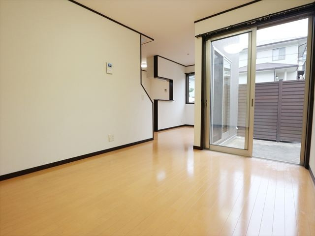 相原借家（176-55）の居間・リビング