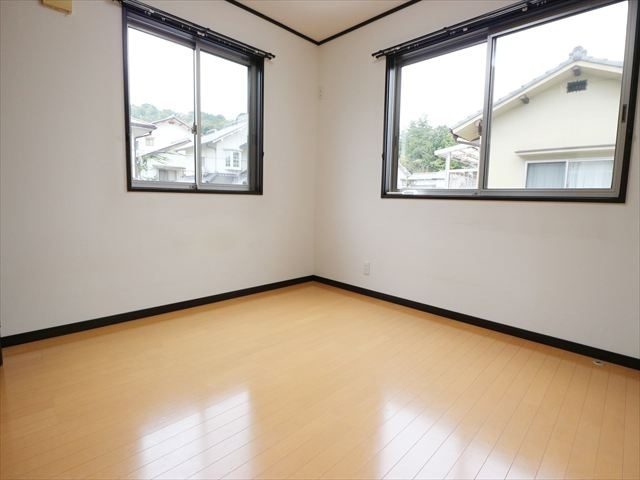 相原借家（176-55）の寝室