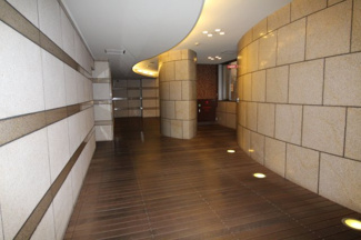 【エントランス】 | アーバングリーン神戸元町(旧アーデンタワー神戸元町)