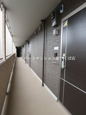 【エントランス】 | ゼピュロスみどりの　D棟