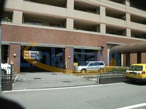 【エントランス】 | ローレルコート西本町