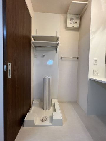 トレモンテの洗面所|室内洗濯機置場