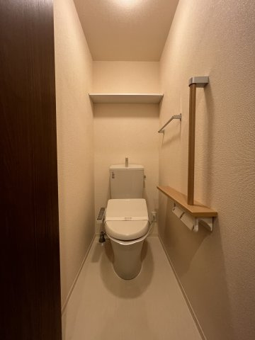 トレモンテのトイレ|シャワートイレです。