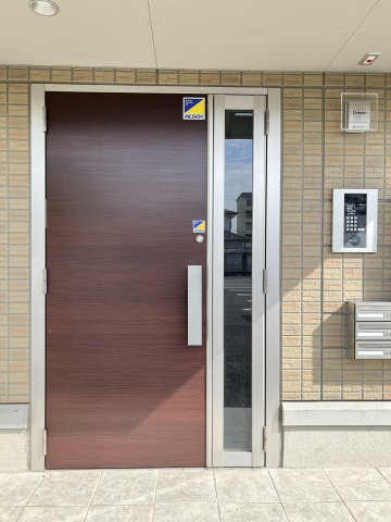 トレモンテのエントランス|オートロック