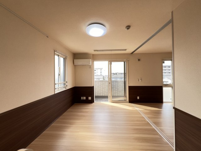 トレモンテの居間・リビング|LDK10.5帖