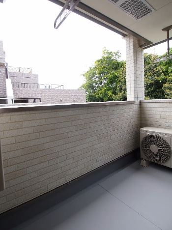 【バルコニー】 | ウォーターラッド夏見台 | 落ち着いた時間を過ごせるバルコニーです