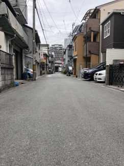 【前面道路含む現地写真】