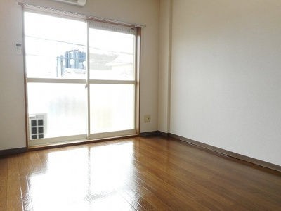 【寝室】 | 一刻館