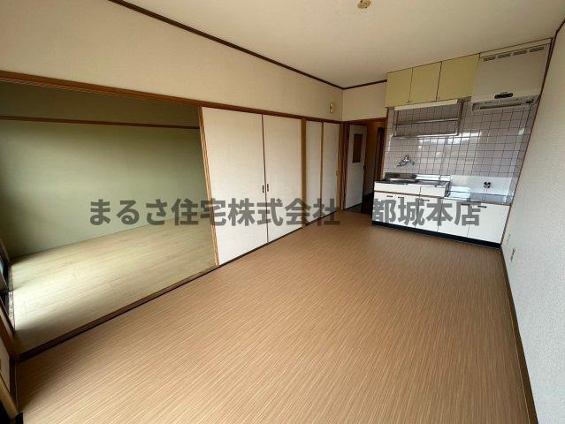 ピアコート旭の居間・リビング