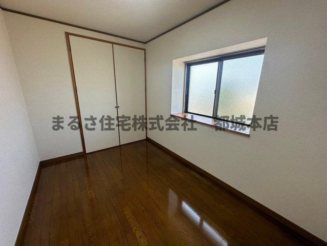 ピアコート旭の洋室