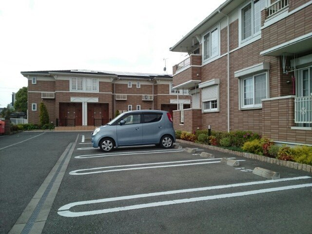 プレアデスⅡの駐車場