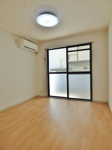 サニーヒル六甲の居間・リビング