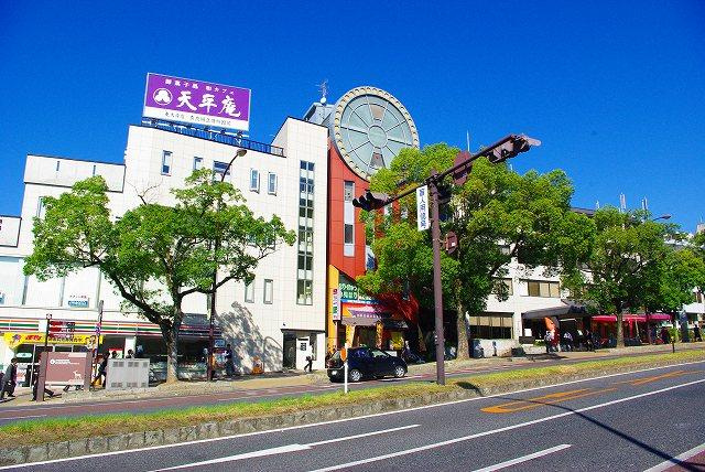 奈良市商店街振興会ビルの外観