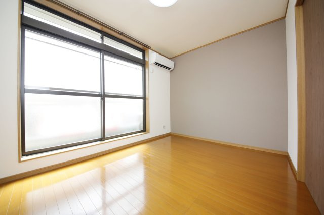 メイプルタウン小林の寝室