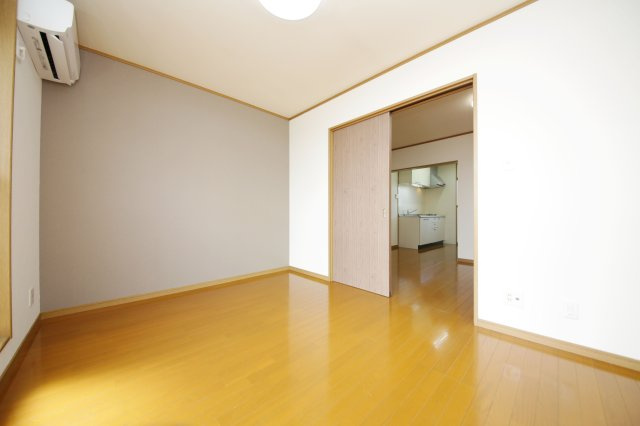 メイプルタウン小林の内装