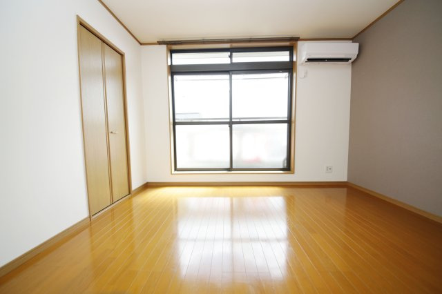 メイプルタウン小林の内装