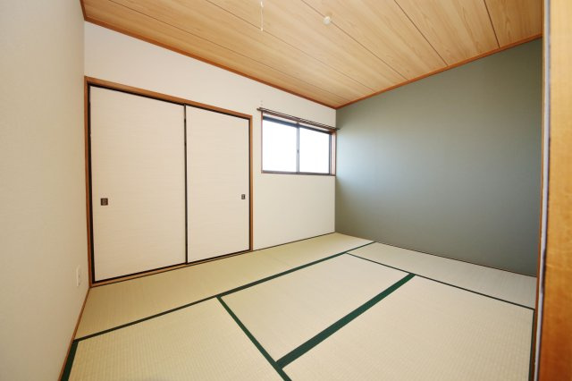 メイプルタウン小林の和室