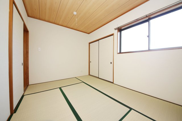 メイプルタウン小林の内装