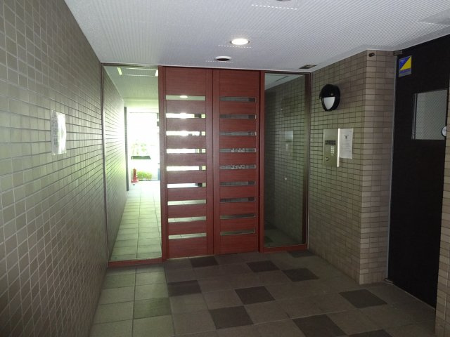 ベルグランデのエントランス
