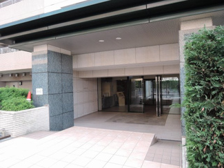 【エントランス】 | 東急東横線「日吉」駅バス11分「さくらが丘」停歩10分