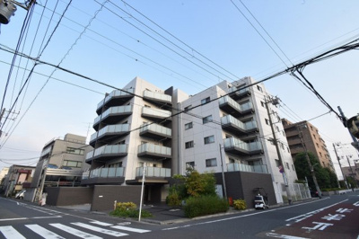【外観】 | 東京ハウス多摩川 | 角部屋につき廊下側も人通りが少なくプライバシーを保てます♪