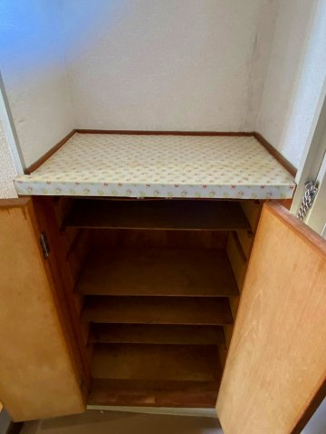 グランドハイツ本町の玄関