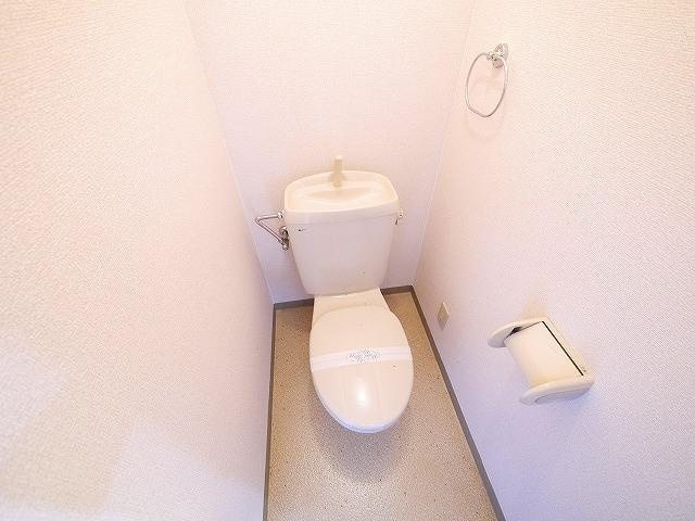 ルミエール二階堂のトイレ|コンパクトで使いやすいトイレです