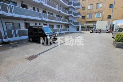 【駐車場】 | サーティ西尾（八戸ノ里賃貸） | 駐車場完備です